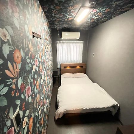 Hotel Sunplaza 2 Annex Осака Экстерьер фото