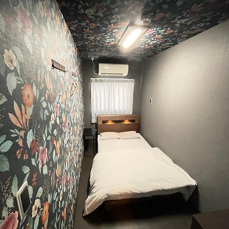 Hotel Sunplaza 2 Annex Осака Экстерьер фото